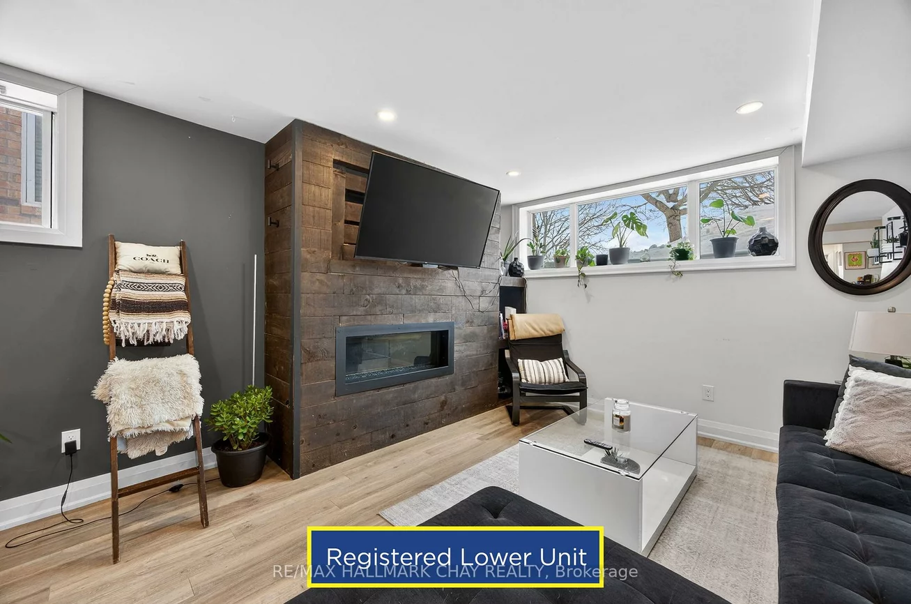 12, Webb, Painswick North, Barrie