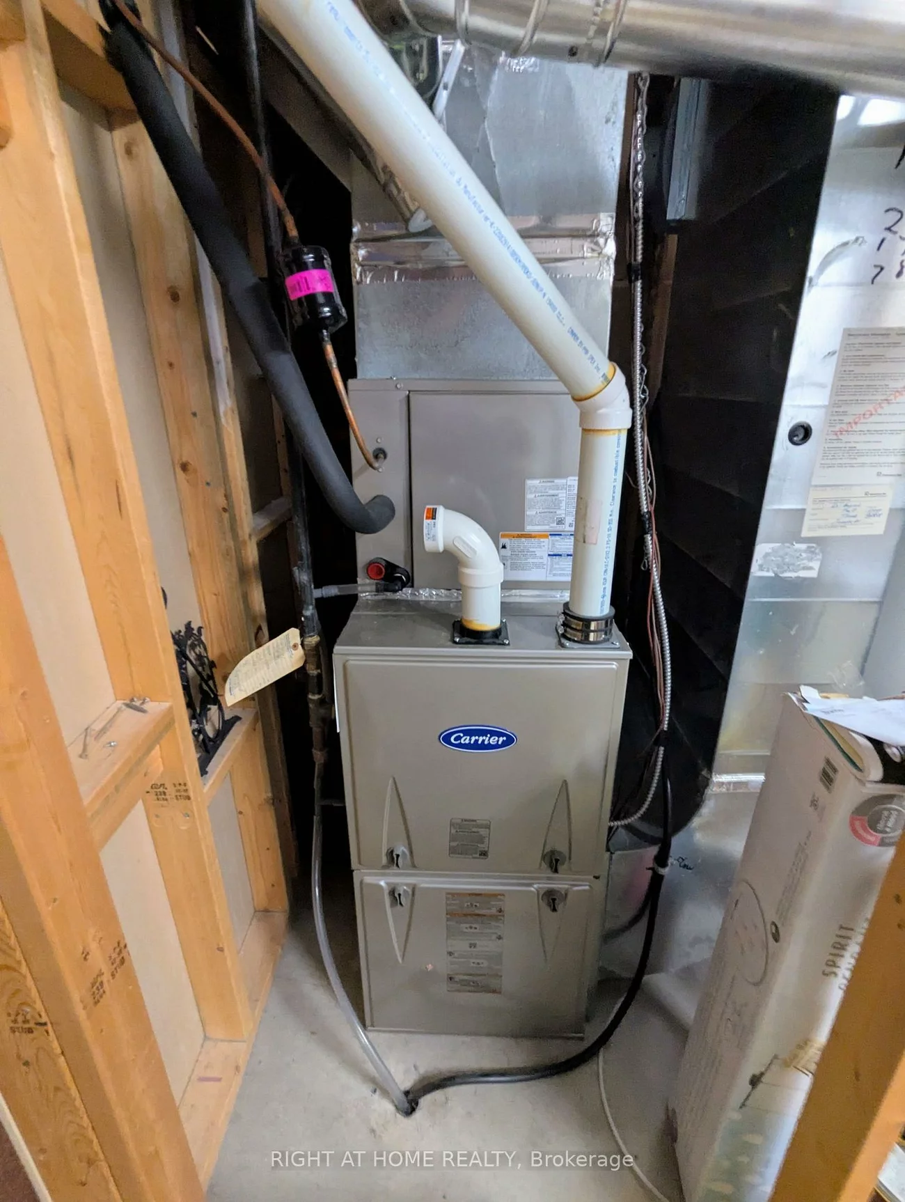 63, Benson, Sandy Hollow, Barrie