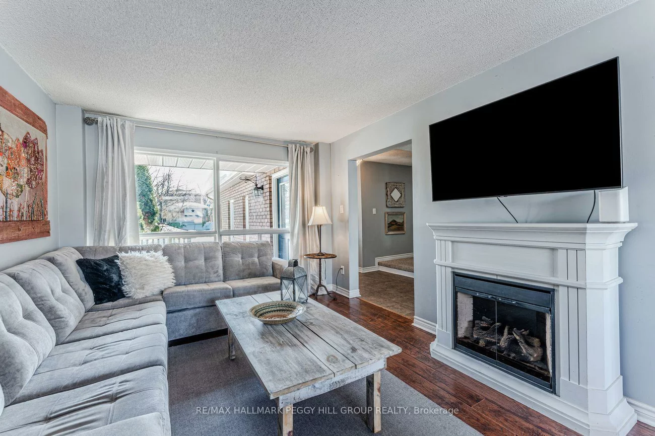 71, Radenhurst, Grove East, Barrie