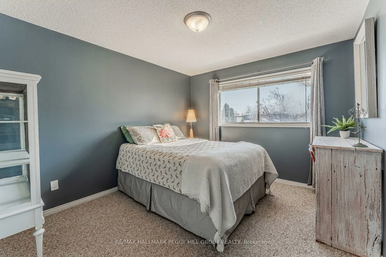 71, Radenhurst, Grove East, Barrie