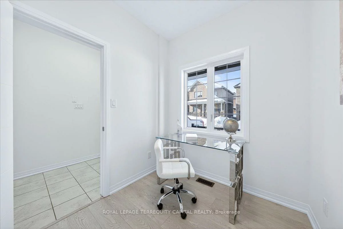 11, Bedford Estates, Bayshore, Barrie