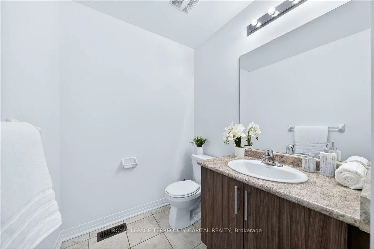 11, Bedford Estates, Bayshore, Barrie