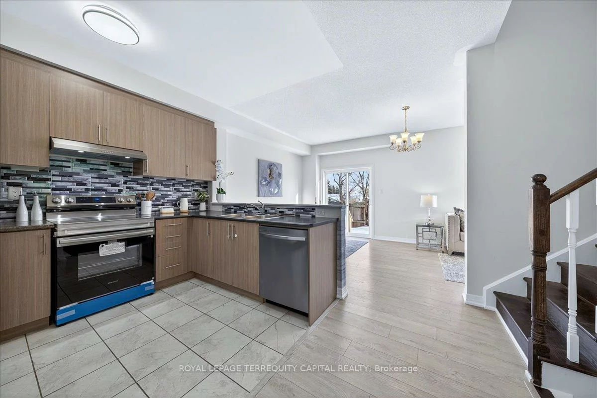 11, Bedford Estates, Bayshore, Barrie