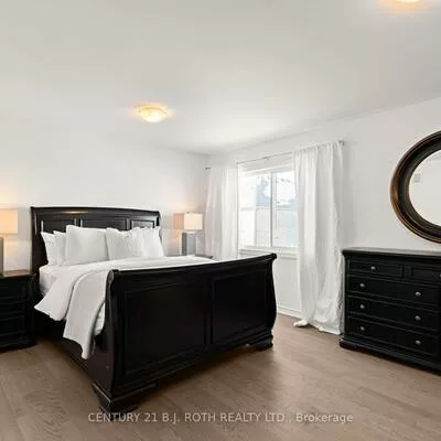 69, Alaskan, Holly, Barrie