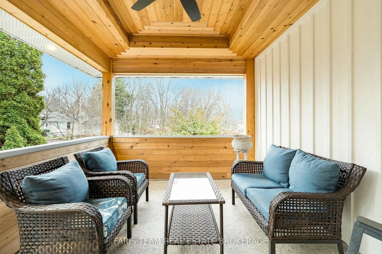 15, Davidson, Wellington, Barrie