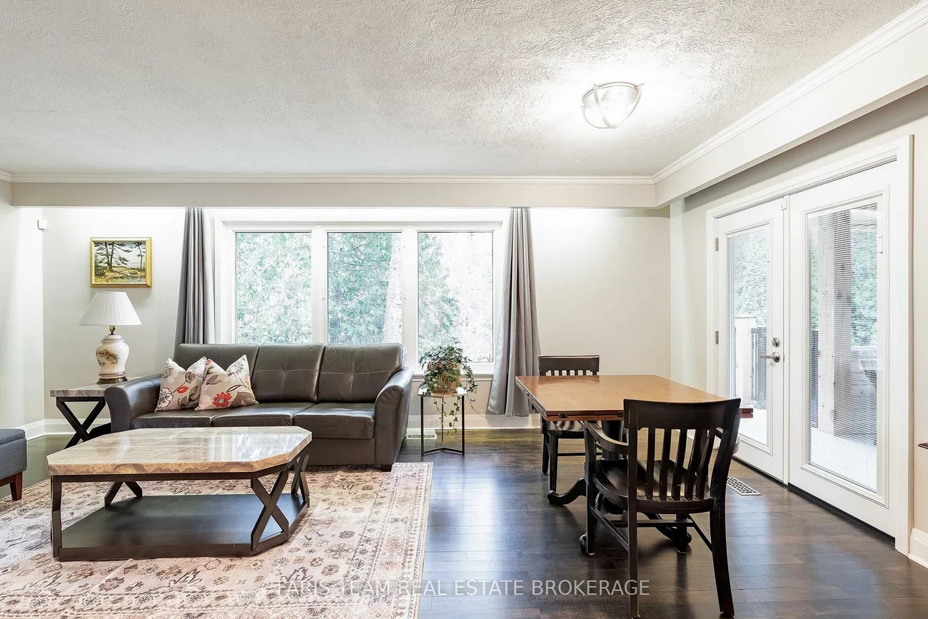 15, Davidson, Wellington, Barrie