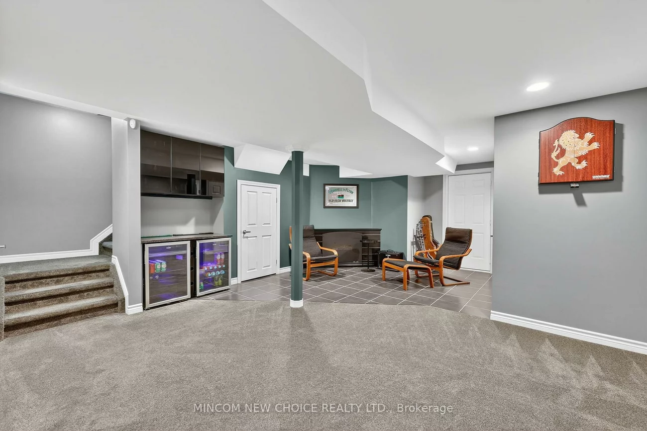 37, Westminster, Innis-Shore, Barrie