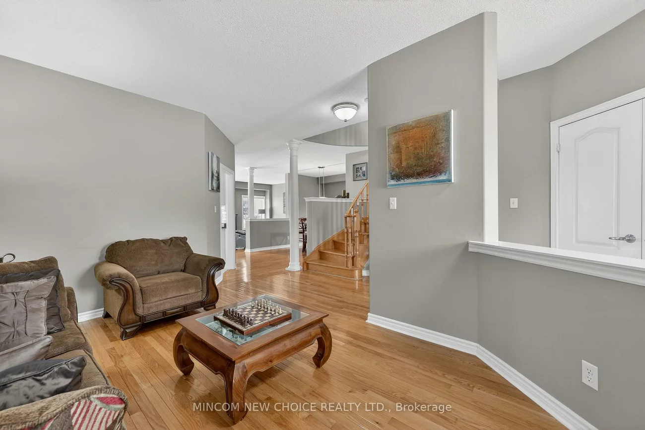 37, Westminster, Innis-Shore, Barrie