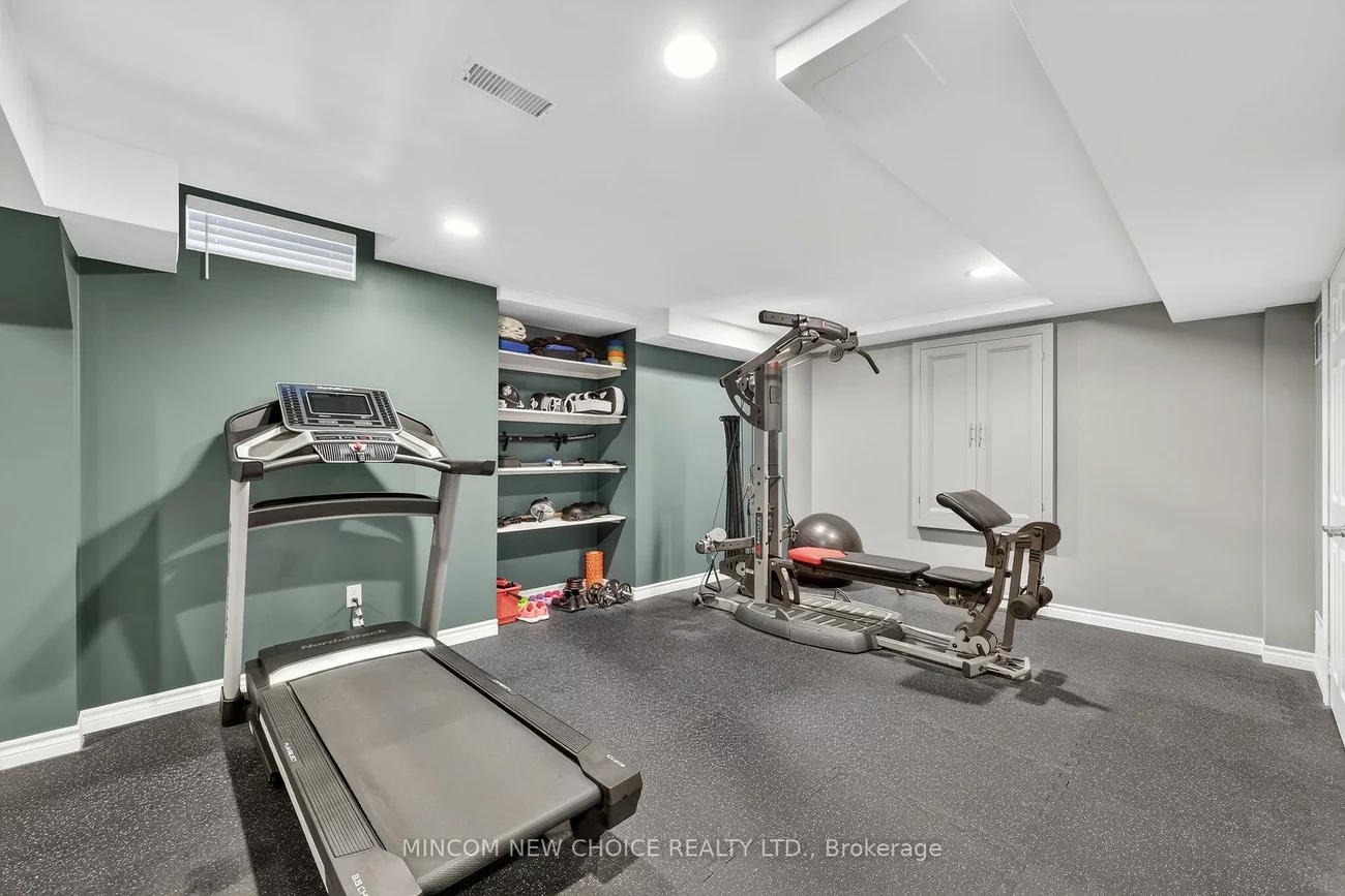 37, Westminster, Innis-Shore, Barrie