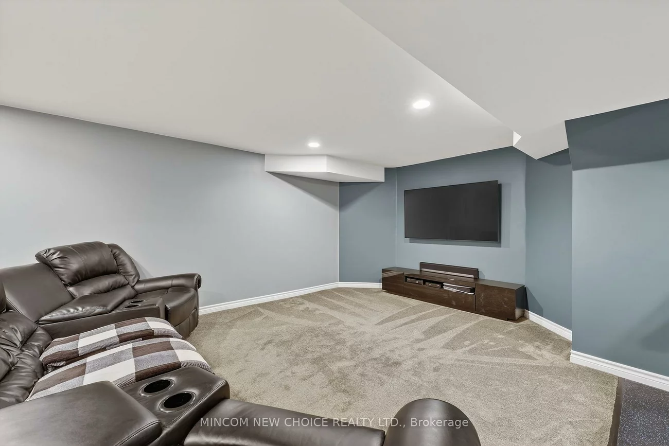 37, Westminster, Innis-Shore, Barrie