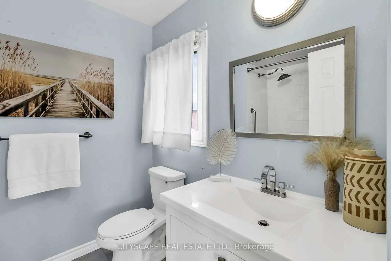 79, Weatherup, West Bayfield, Barrie