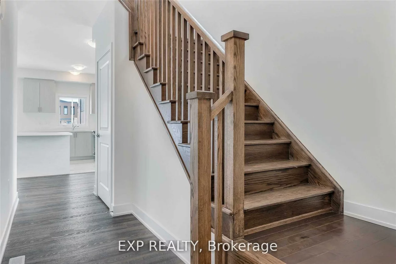 11, Evergreen, Painswick South, Barrie