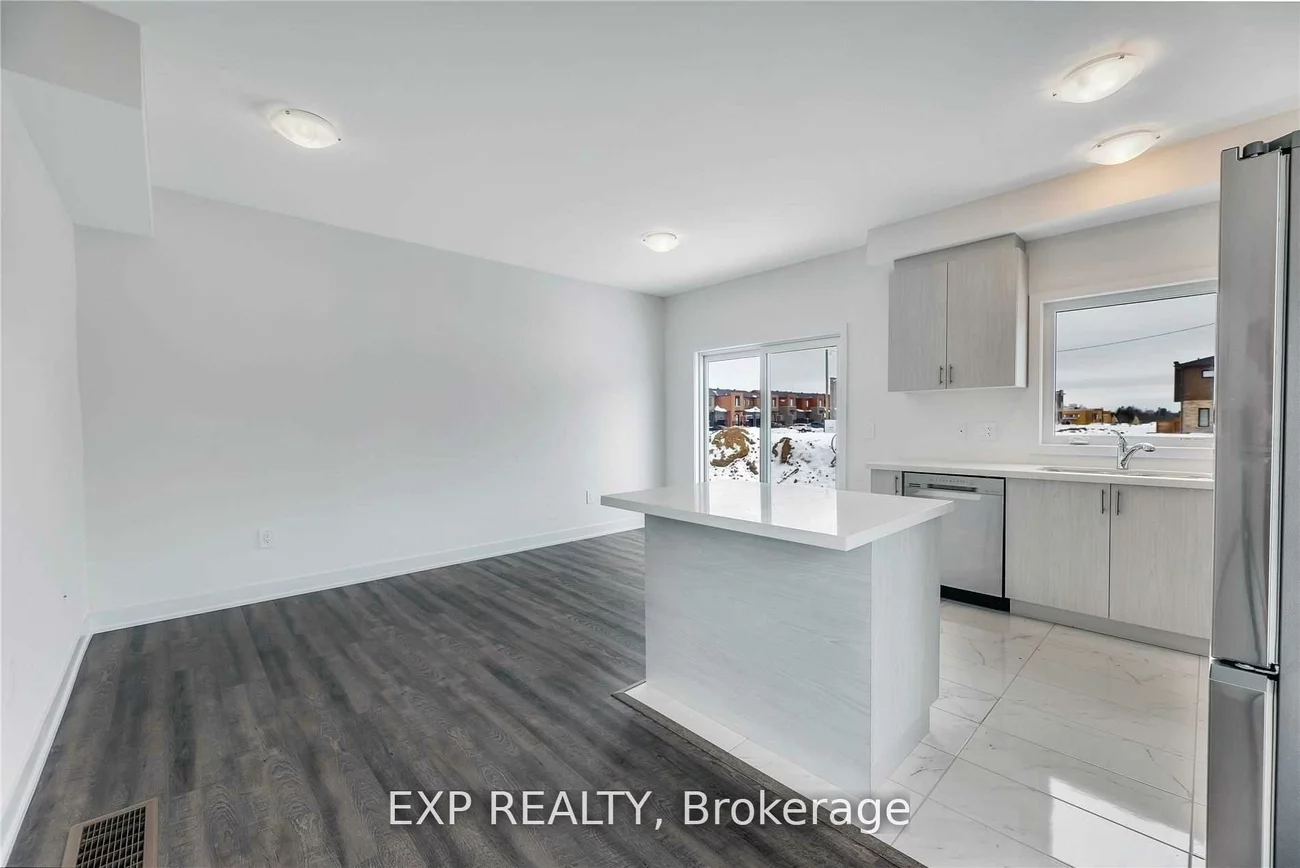 11, Evergreen, Painswick South, Barrie