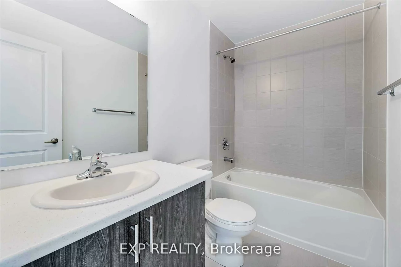 11, Evergreen, Painswick South, Barrie