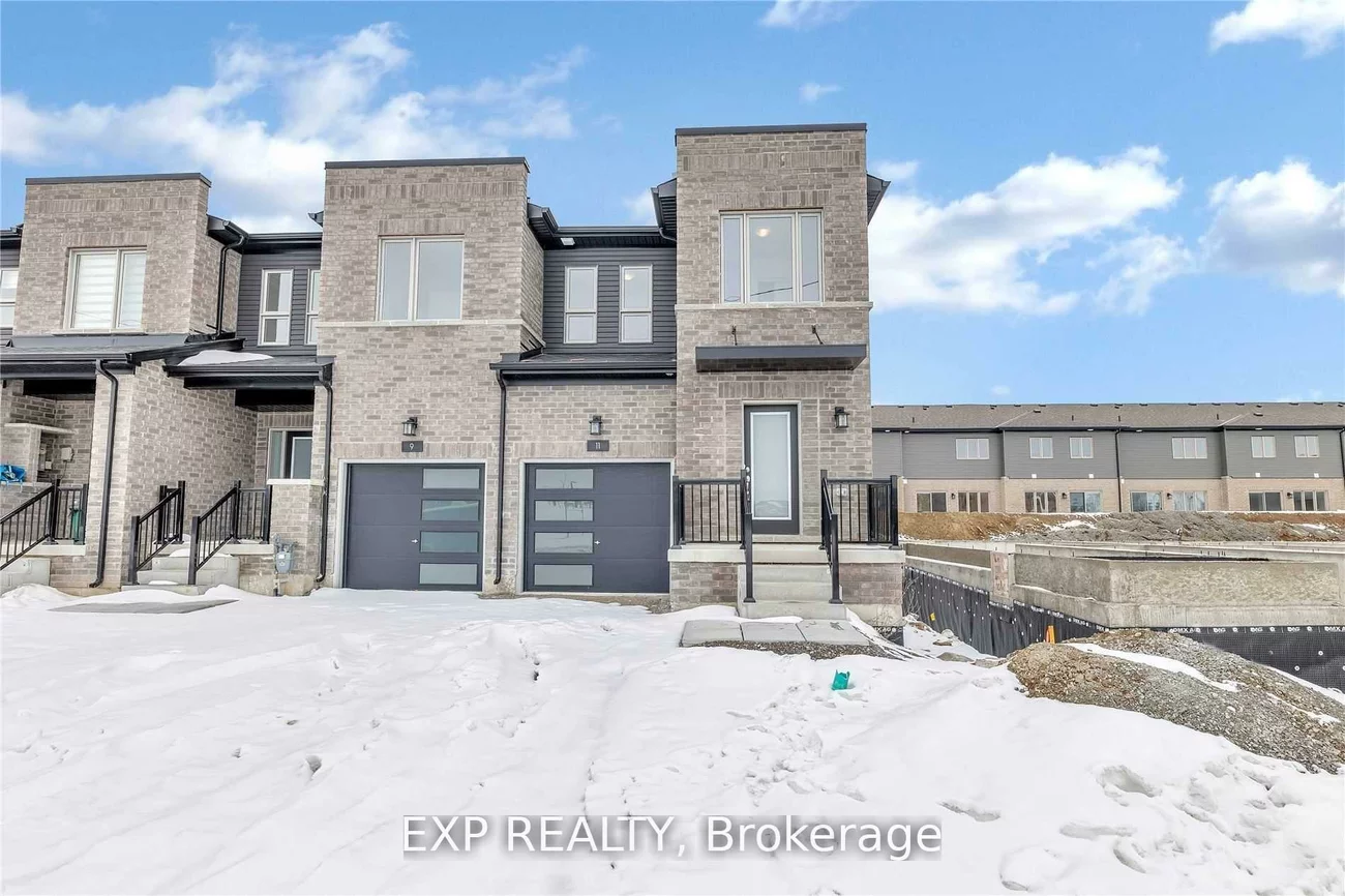 11, Evergreen, Painswick South, Barrie