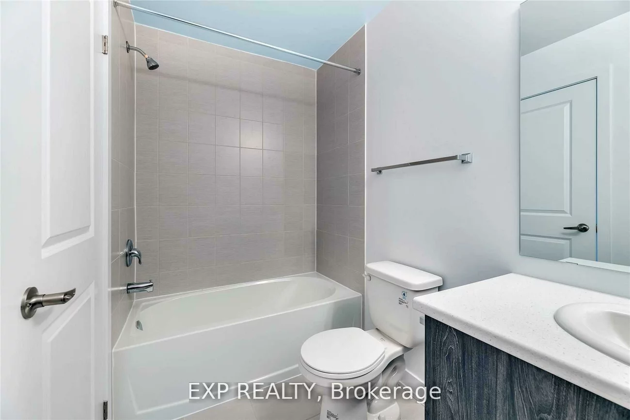 11, Evergreen, Painswick South, Barrie