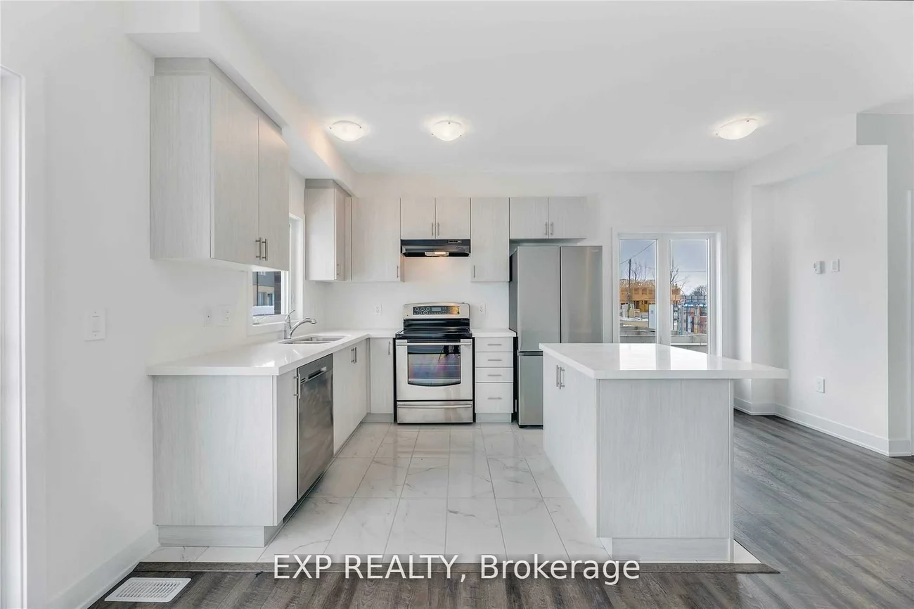 11, Evergreen, Painswick South, Barrie