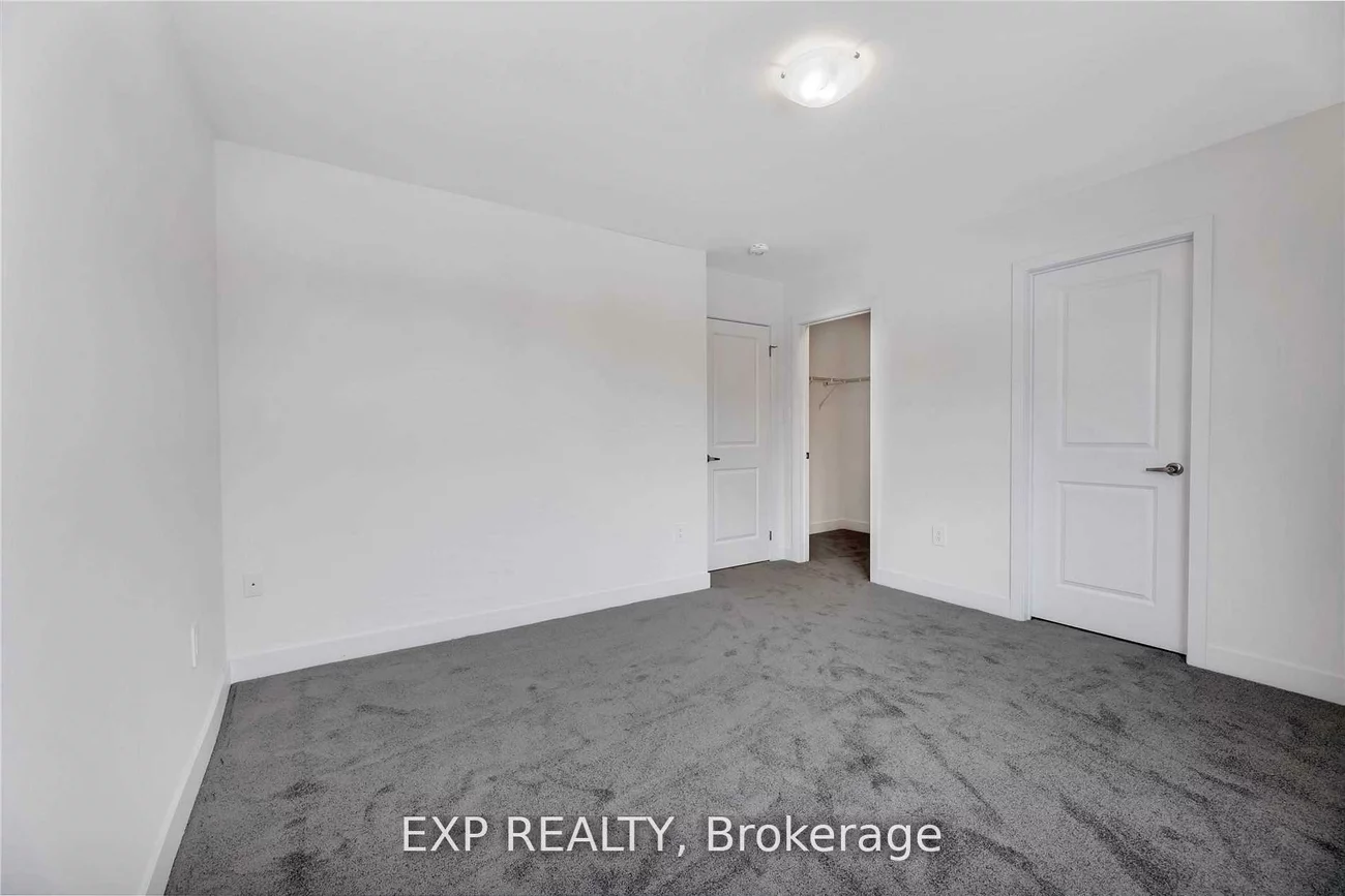 11, Evergreen, Painswick South, Barrie