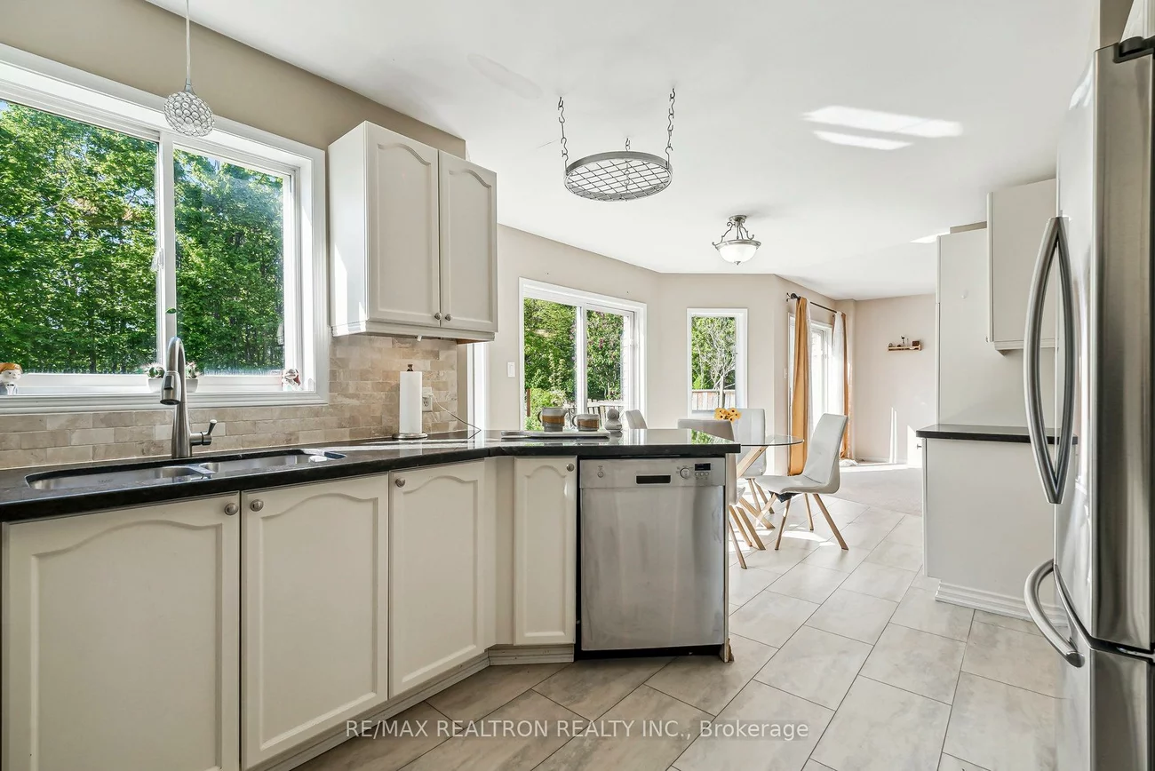 50, Holly Meadow, Holly, Barrie