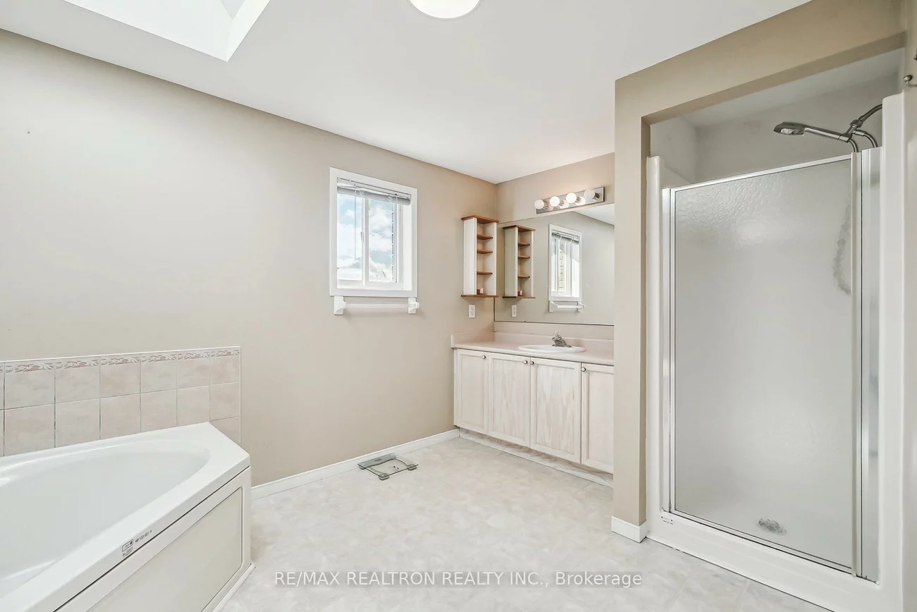 50, Holly Meadow, Holly, Barrie