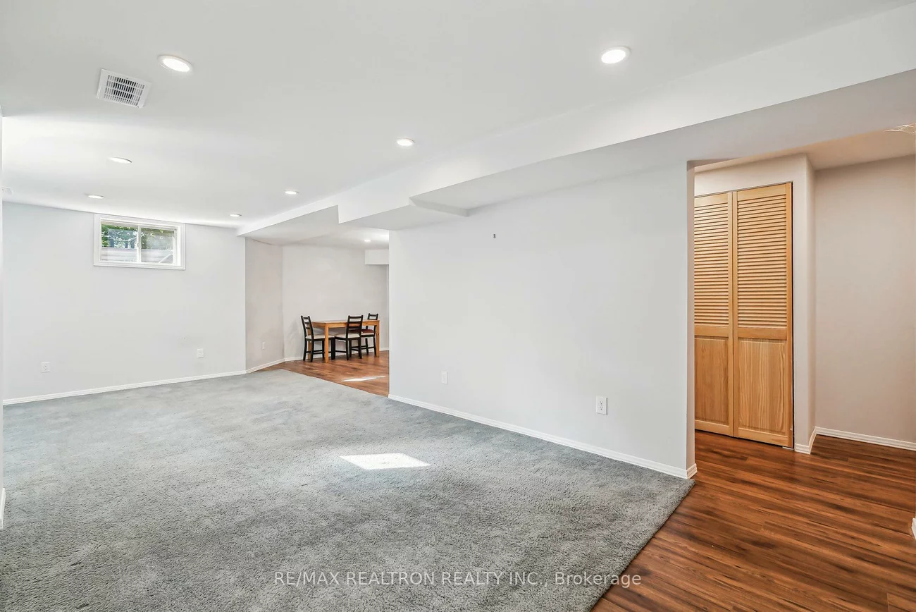 50, Holly Meadow, Holly, Barrie