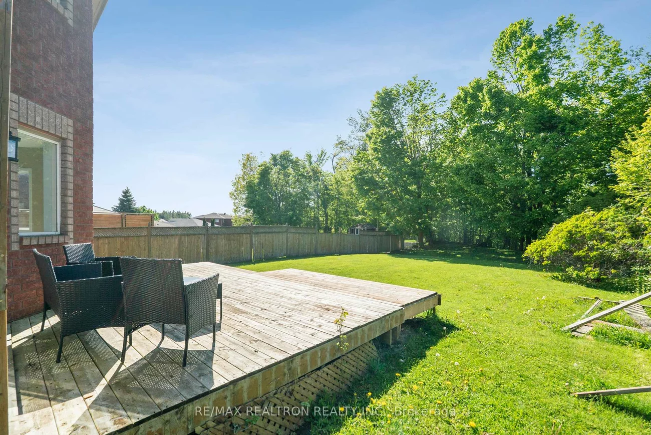 50, Holly Meadow, Holly, Barrie