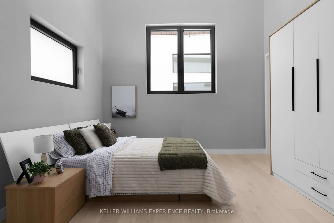 236, Cox Mill, Painswick North, Barrie