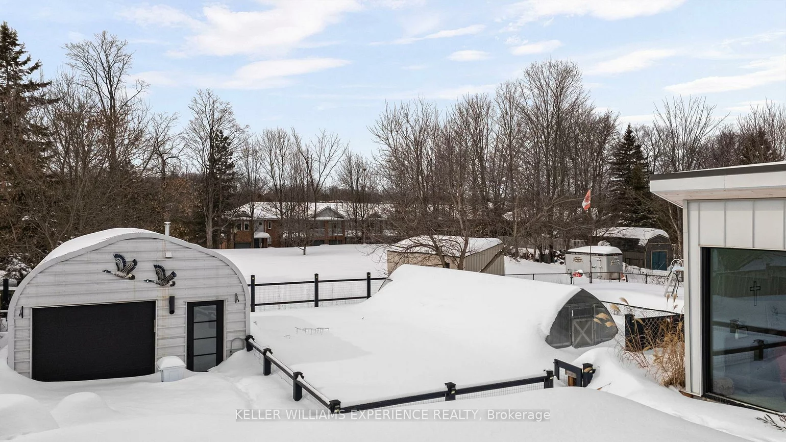 236, Cox Mill, Painswick North, Barrie