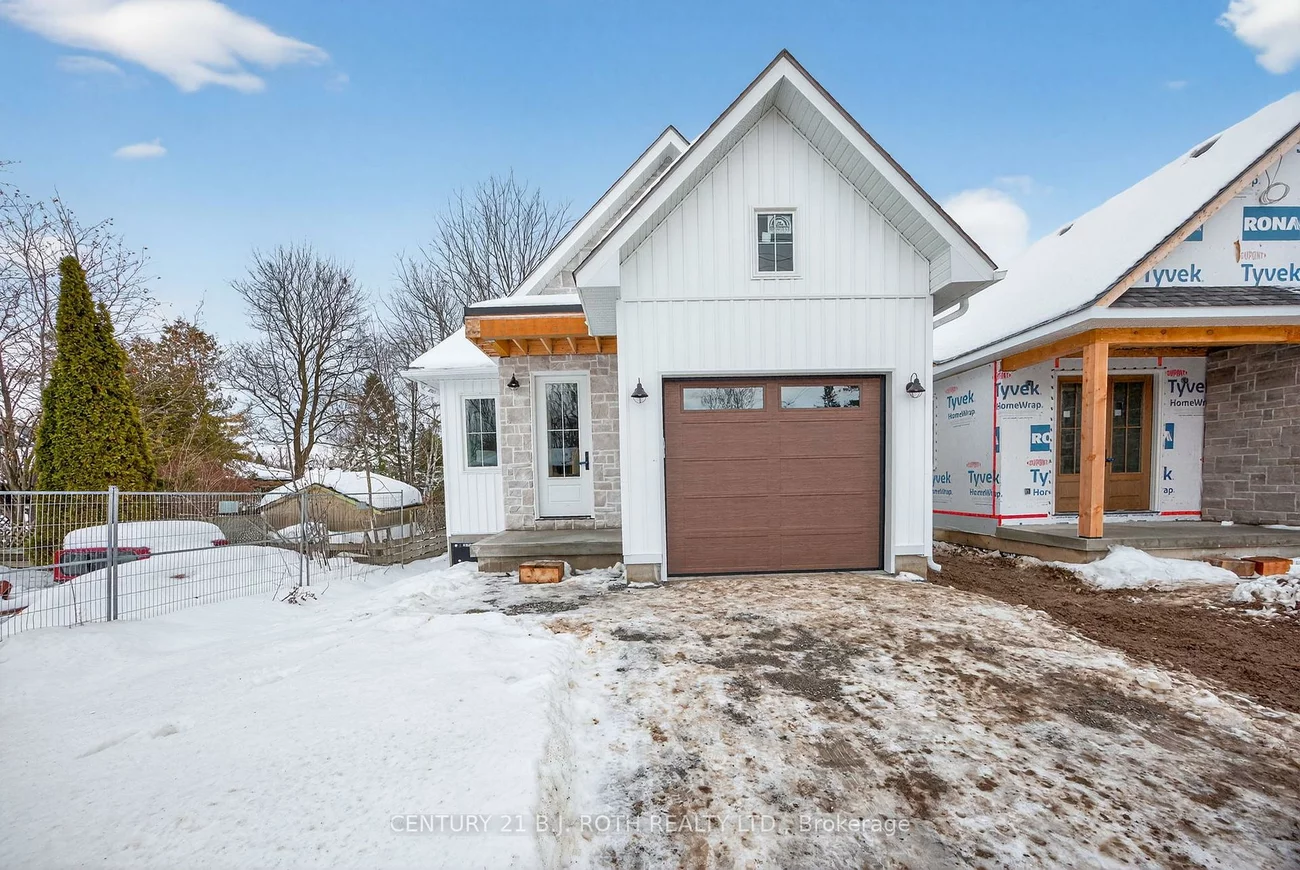 75, Vancouver, Codrington, Barrie