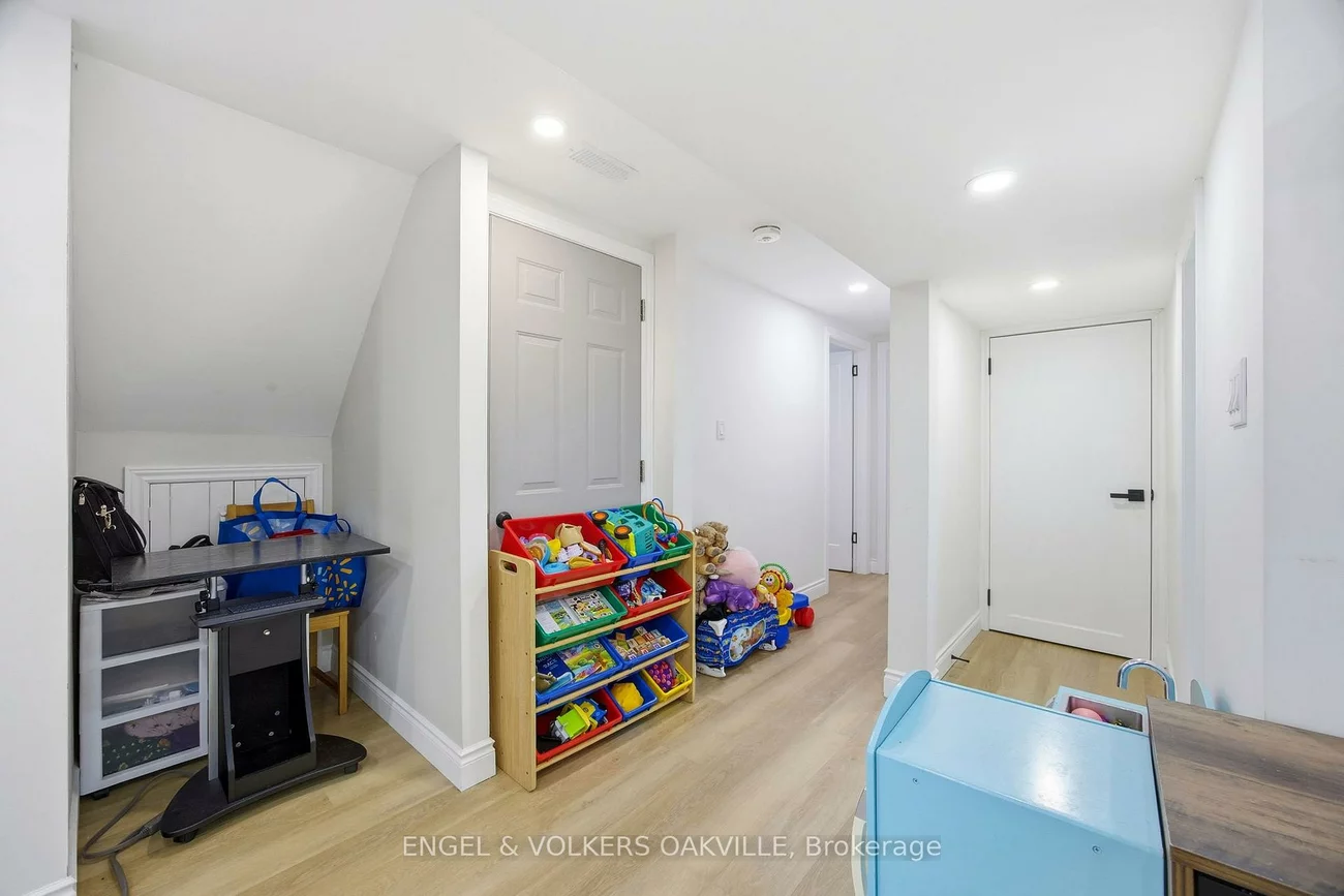 206, Yeates, Painswick North, Barrie