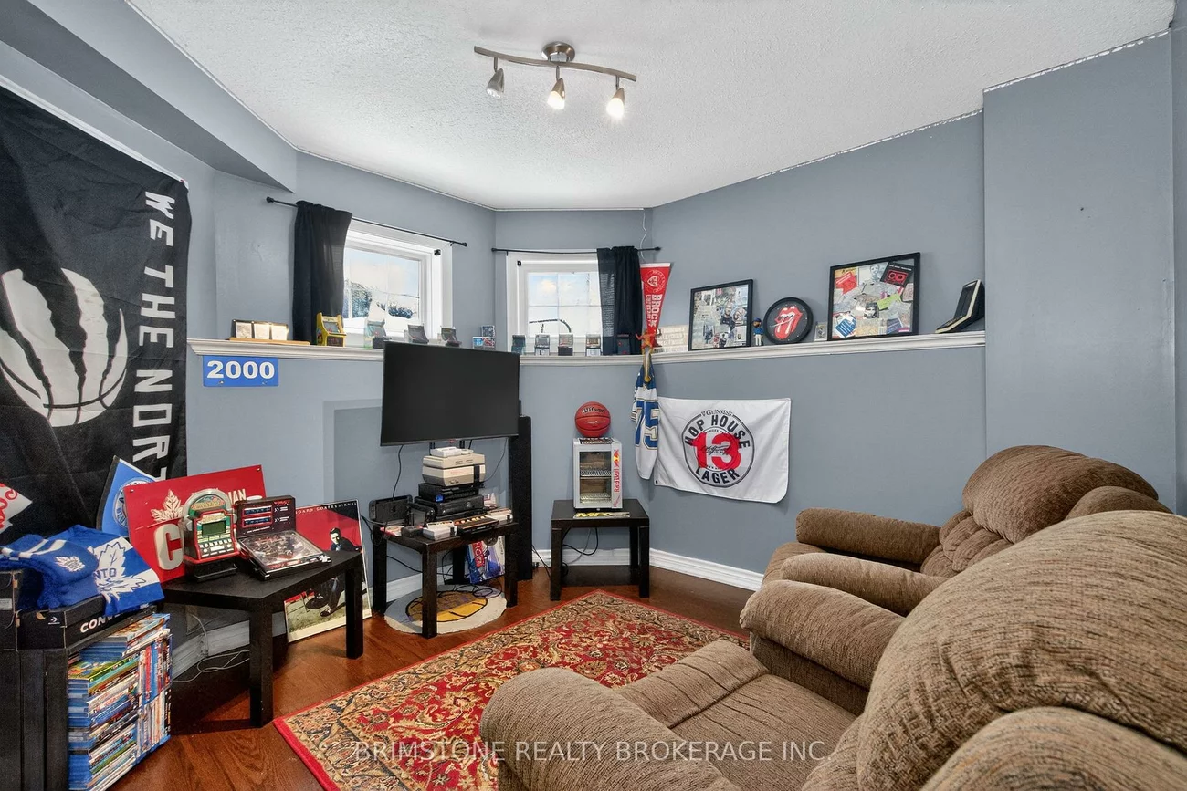 22, Dykstra, Holly, Barrie