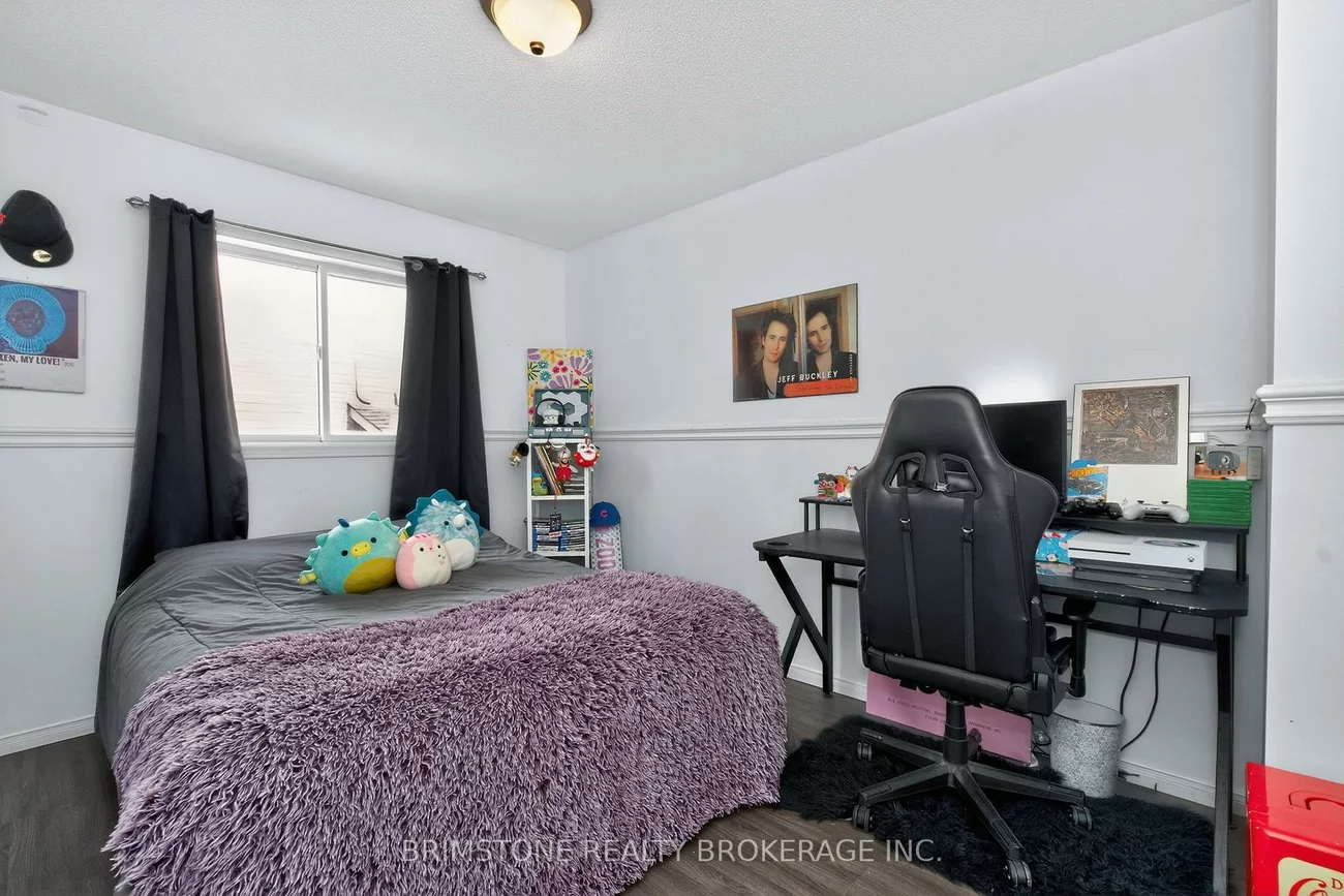 22, Dykstra, Holly, Barrie