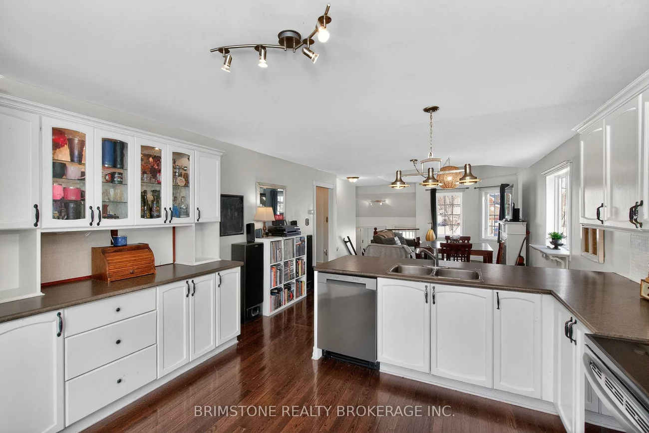 22, Dykstra, Holly, Barrie