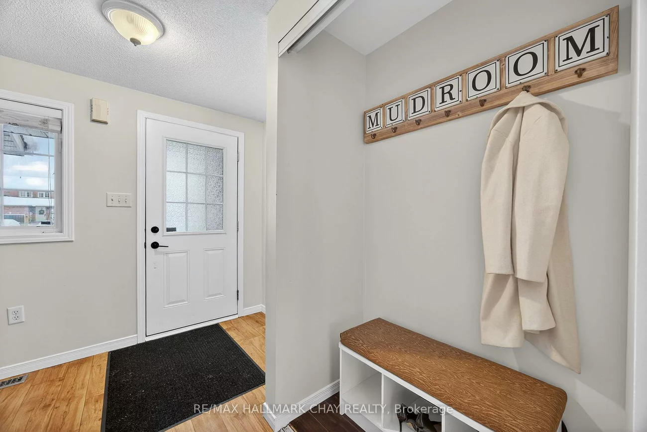 36, Goodwin, Painswick South, Barrie