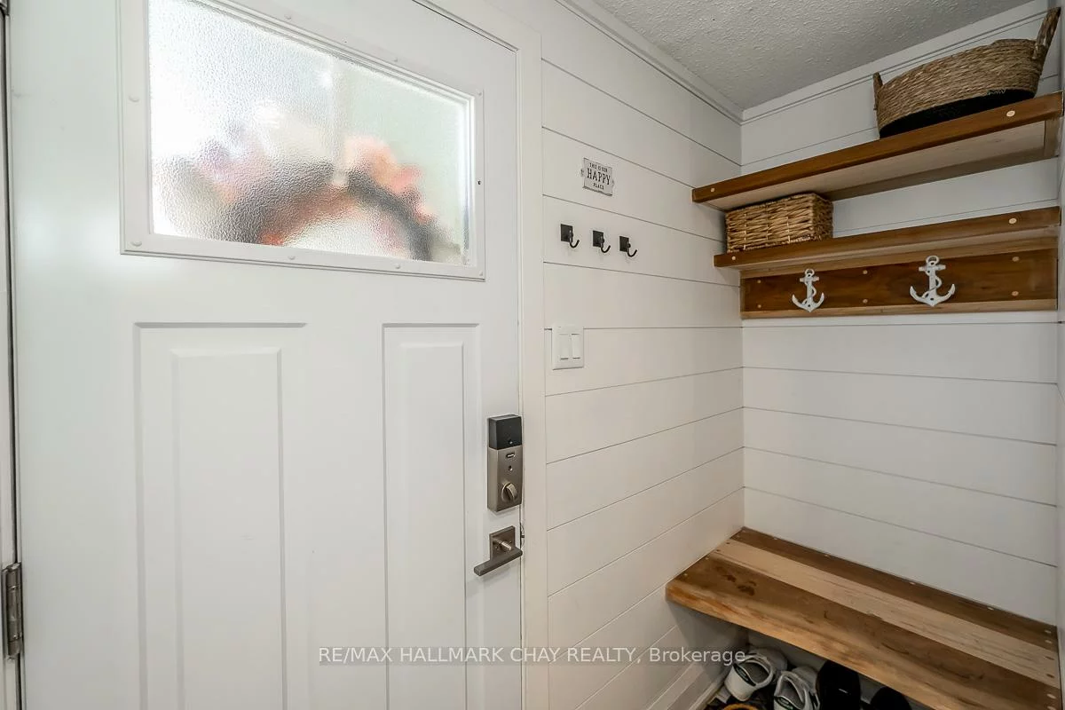 29, Shaw, Letitia Heights, Barrie