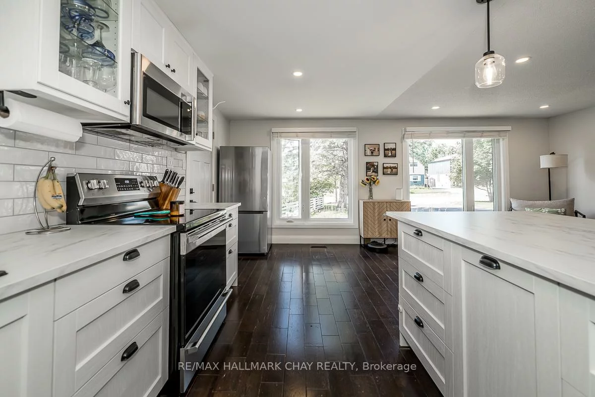 29, Shaw, Letitia Heights, Barrie