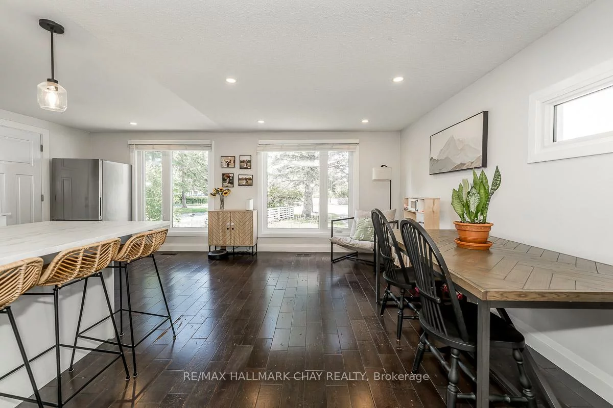 29, Shaw, Letitia Heights, Barrie