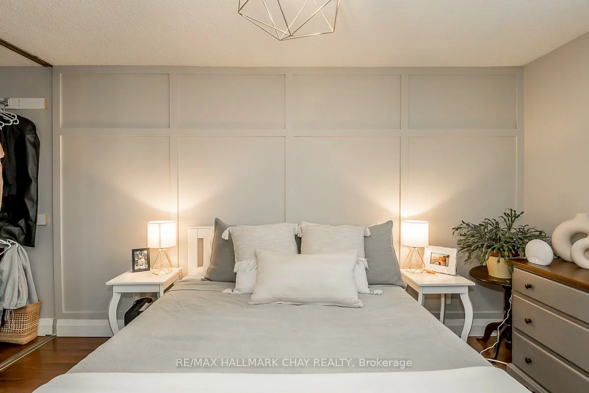 29, Shaw, Letitia Heights, Barrie