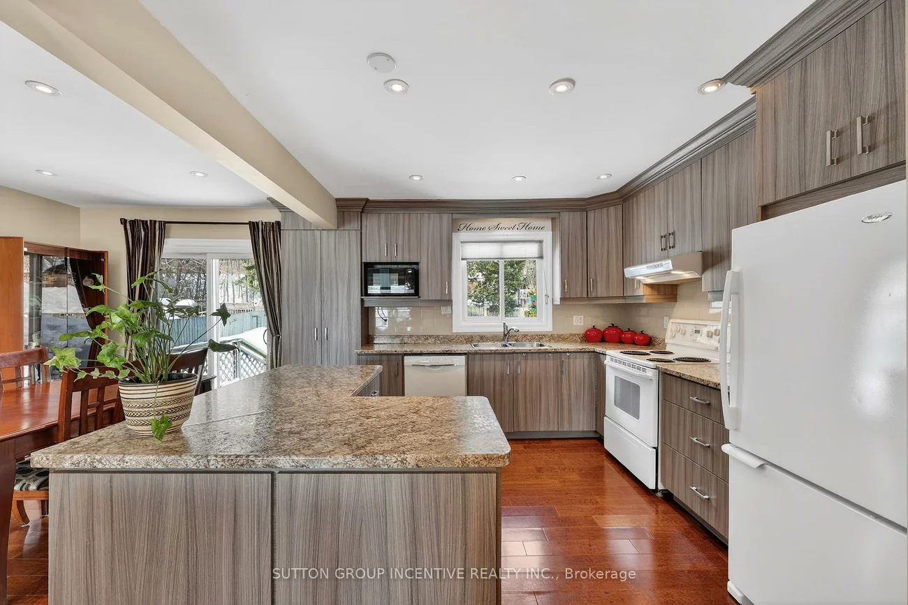 230, Edgehill, Letitia Heights, Barrie