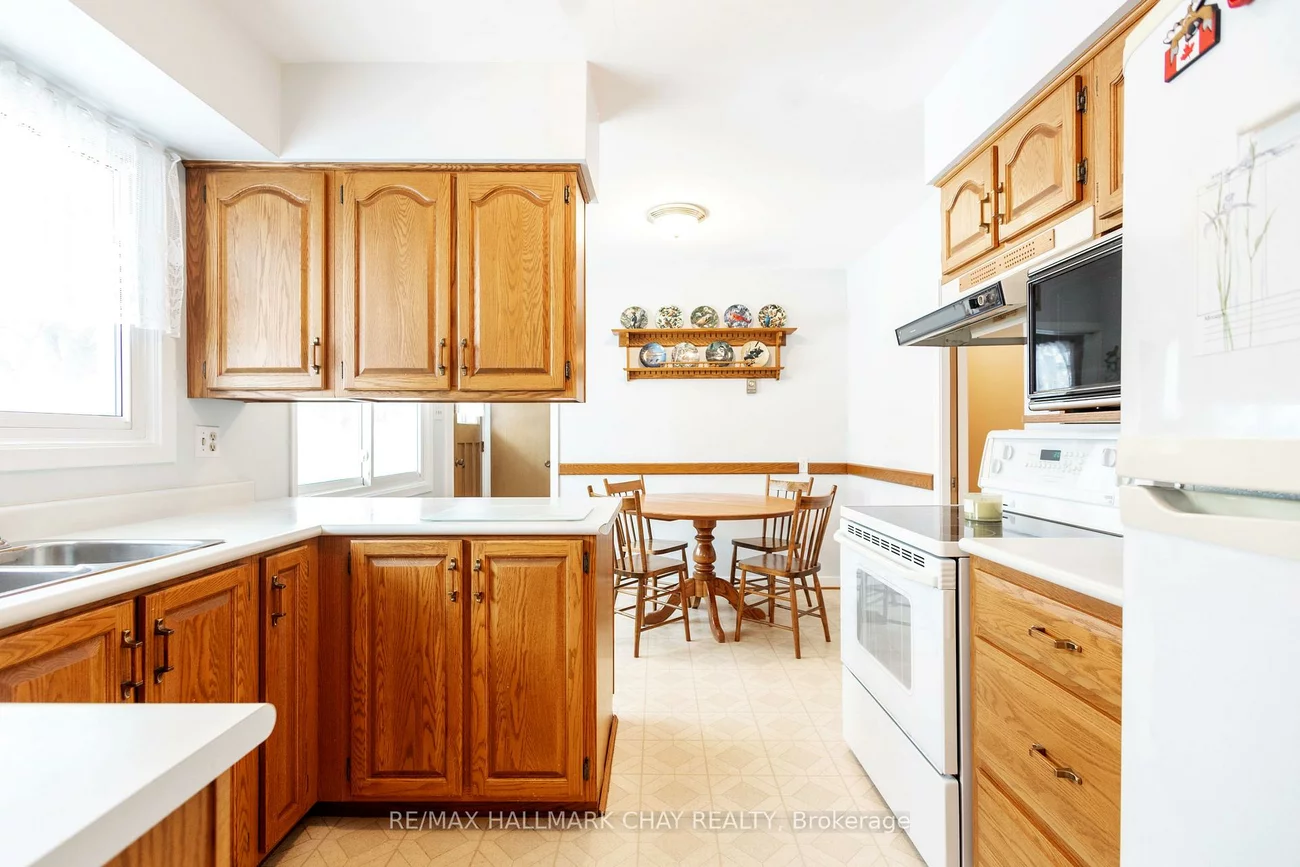 19, Steel, Codrington, Barrie