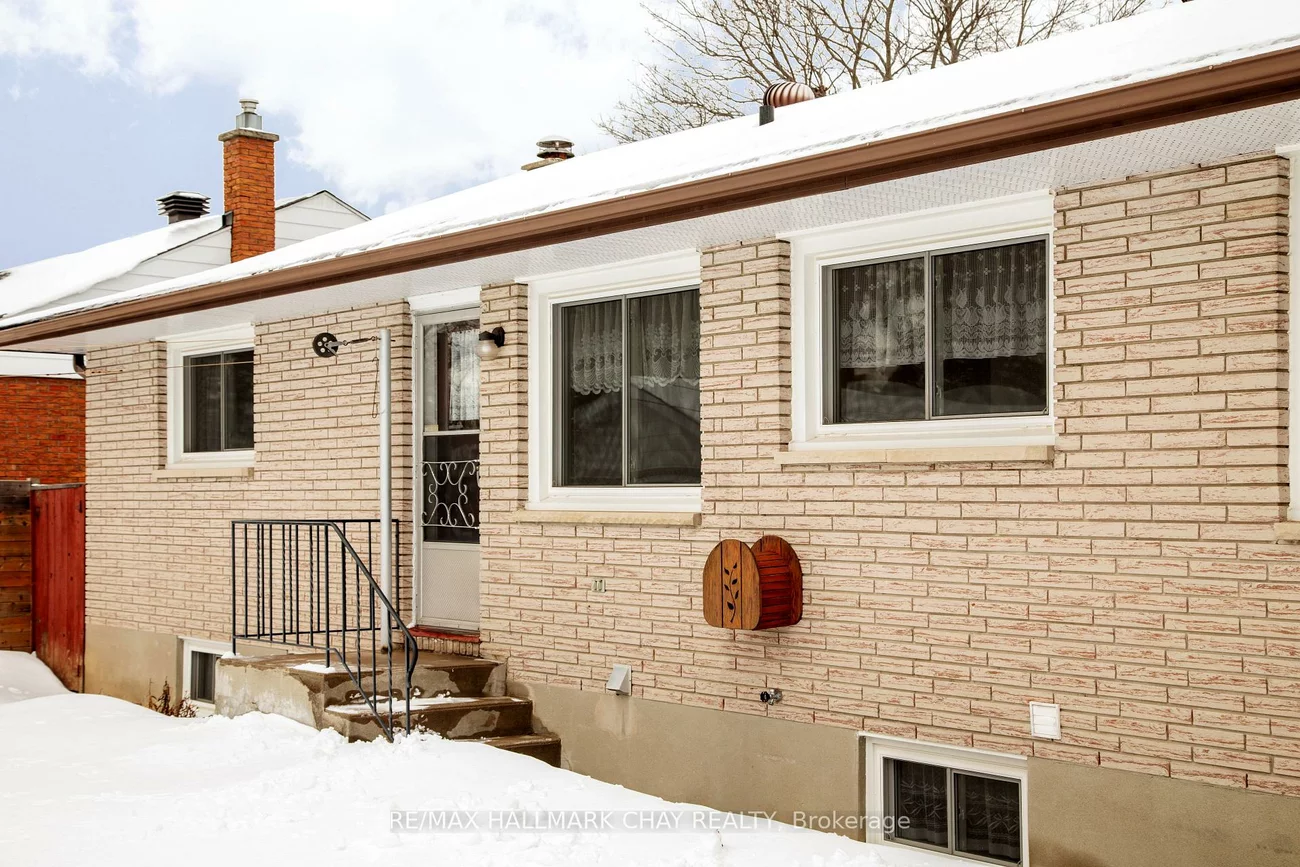 19, Steel, Codrington, Barrie