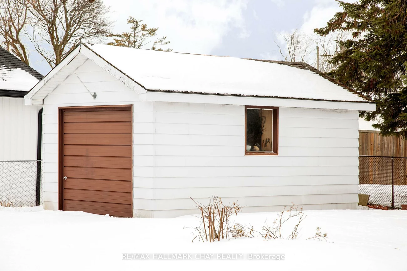 19, Steel, Codrington, Barrie