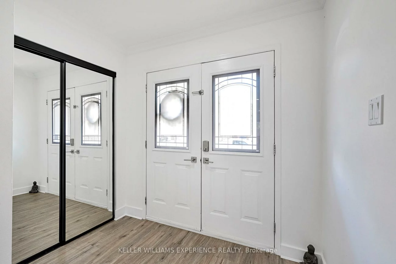 91, Butternut, Holly, Barrie