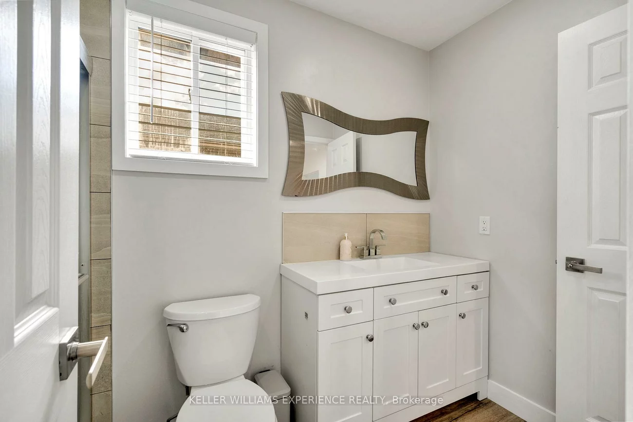 91, Butternut, Holly, Barrie