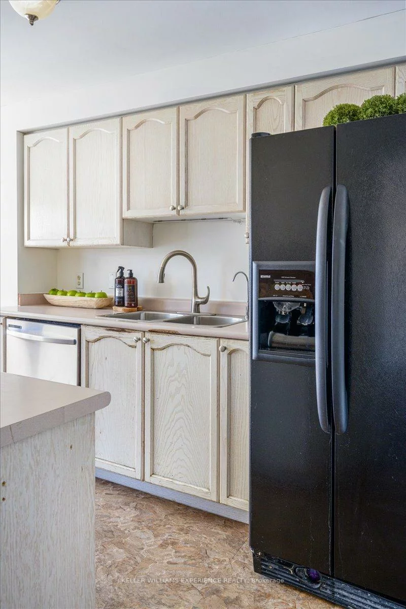 70, Weymouth, Georgian Drive, Barrie