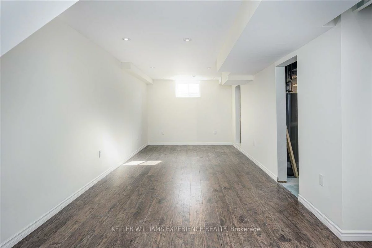 70, Weymouth, Georgian Drive, Barrie