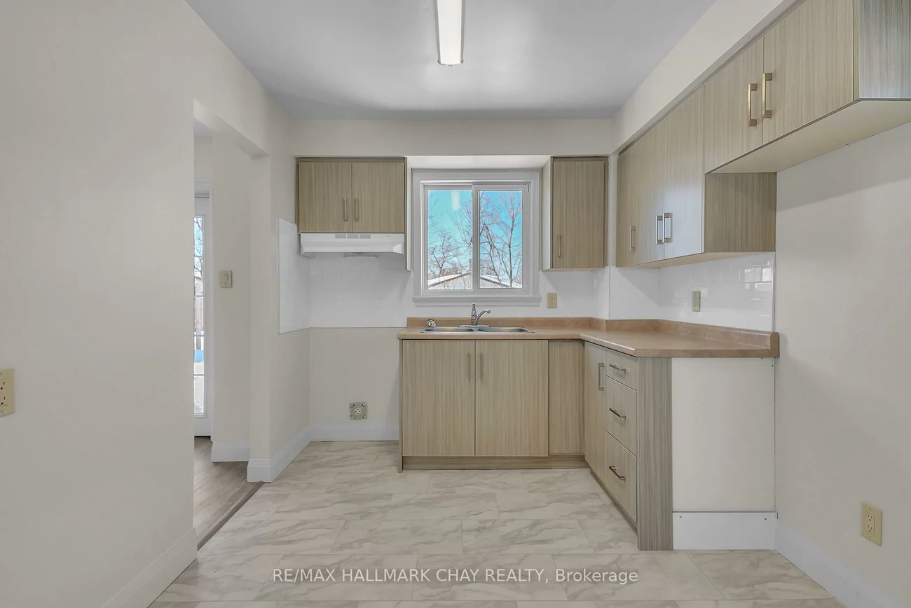 79, Christie, Letitia Heights, Barrie