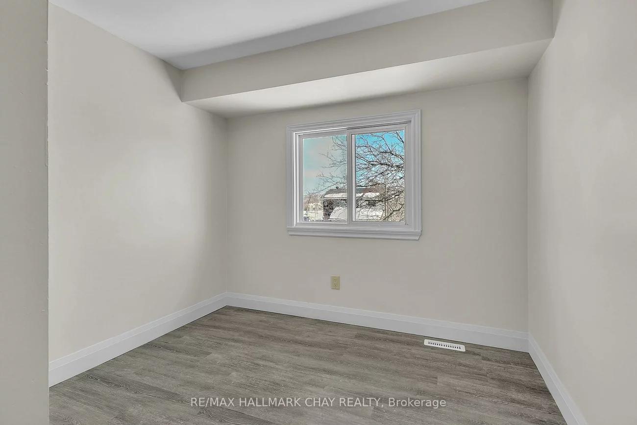 79, Christie, Letitia Heights, Barrie