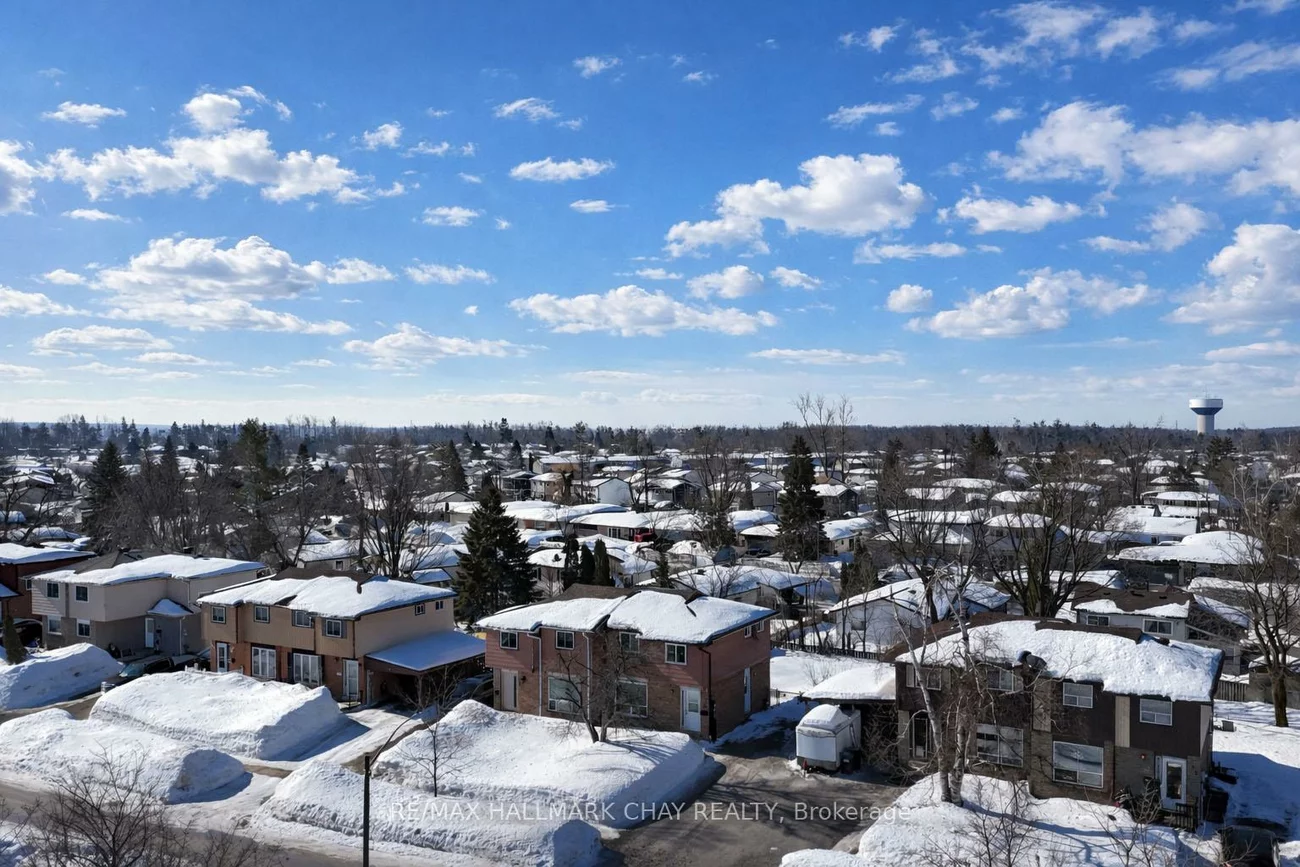 79, Christie, Letitia Heights, Barrie