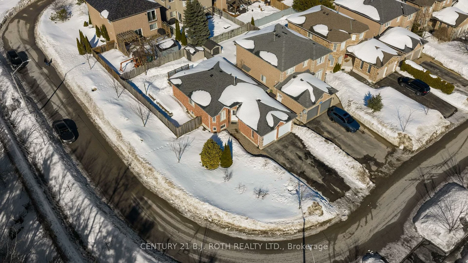 63, Kenwell, Holly, Barrie